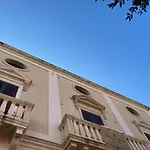 Palazzo Mongio Suites And Apartments