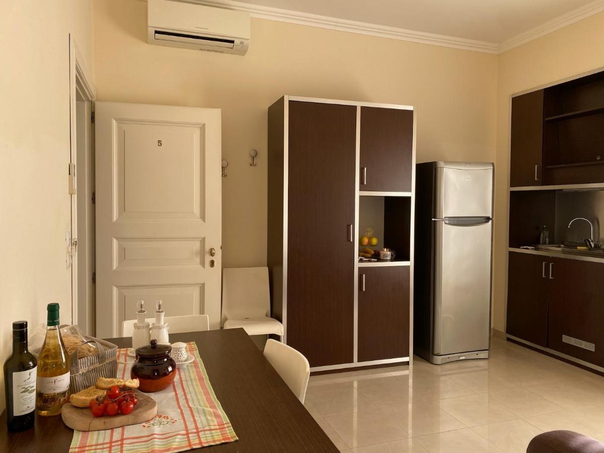 Palazzo Mongio And Appartement Gallipoli